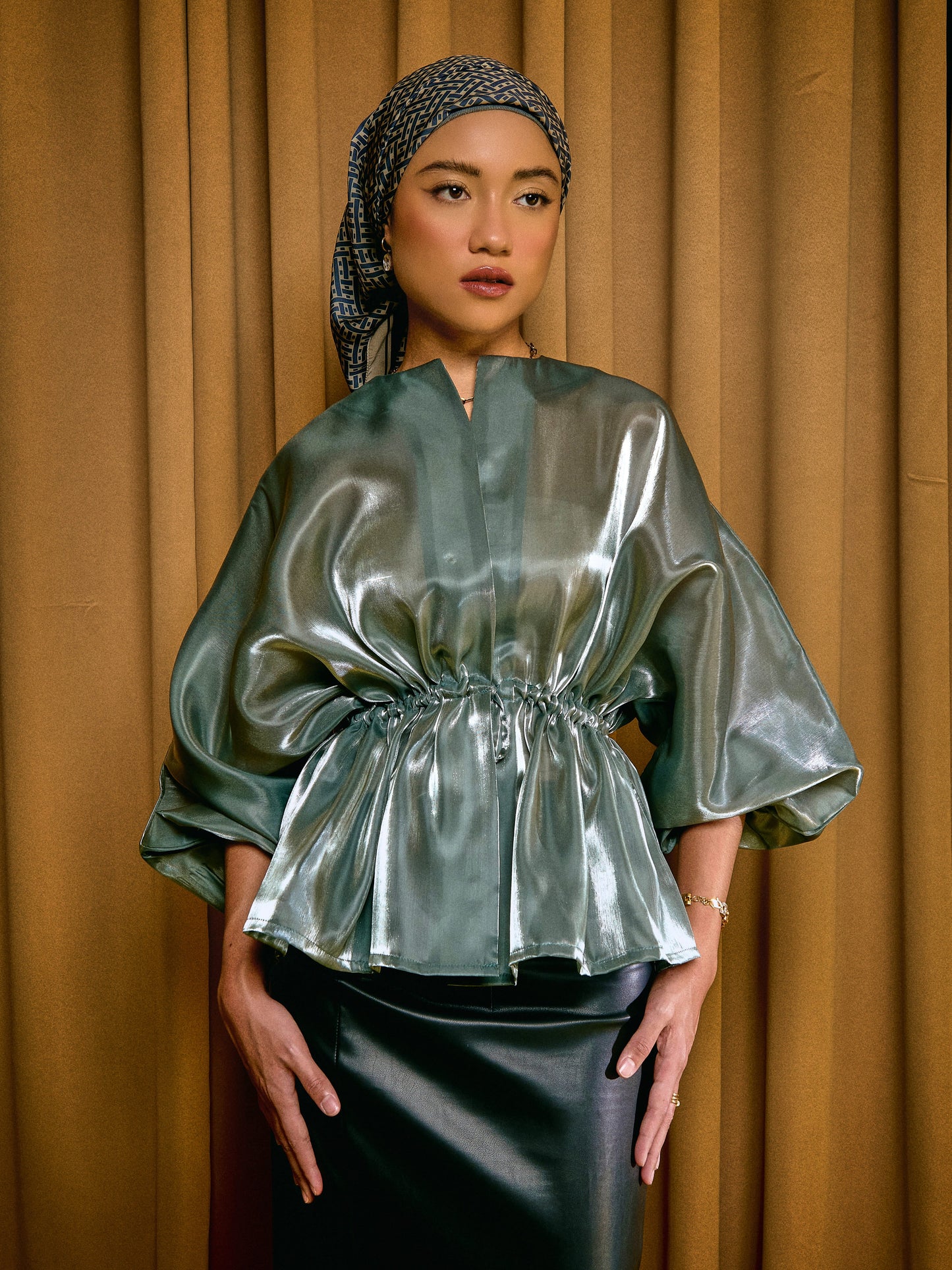 Vaness Top in Sage Grey