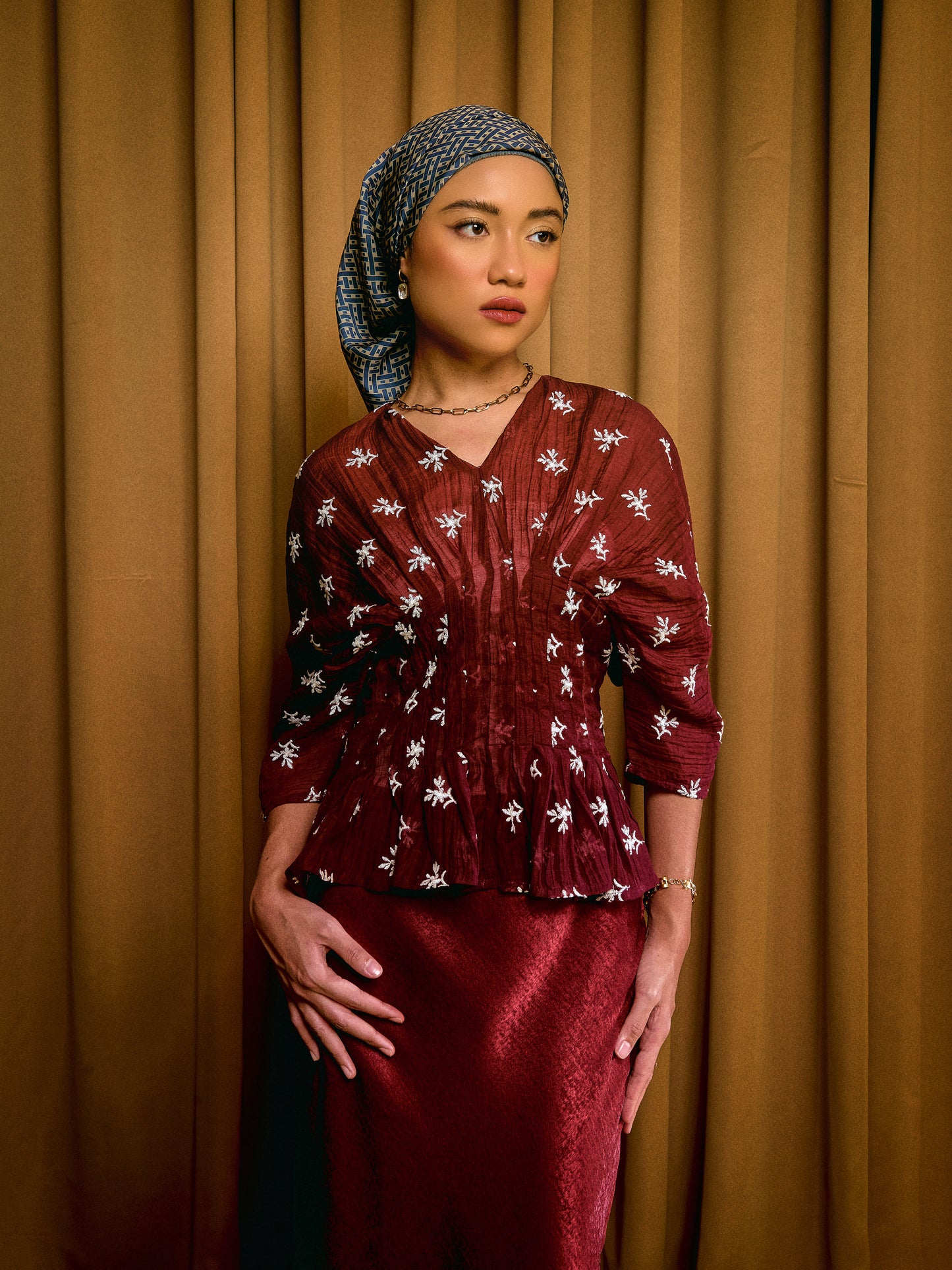 Alys Top in Burgundy