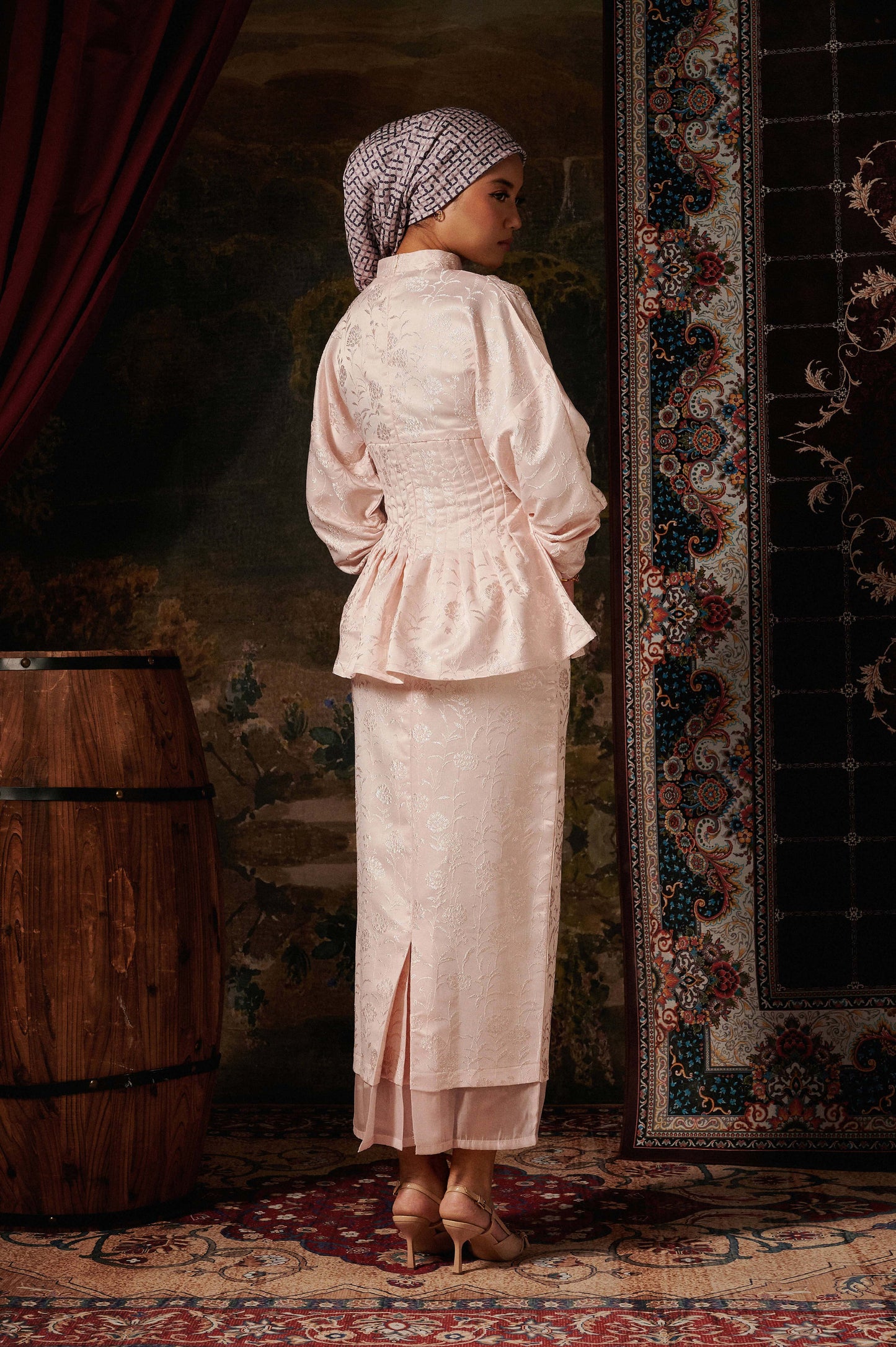 Veloura Jacquard Kurung in Baby Pink