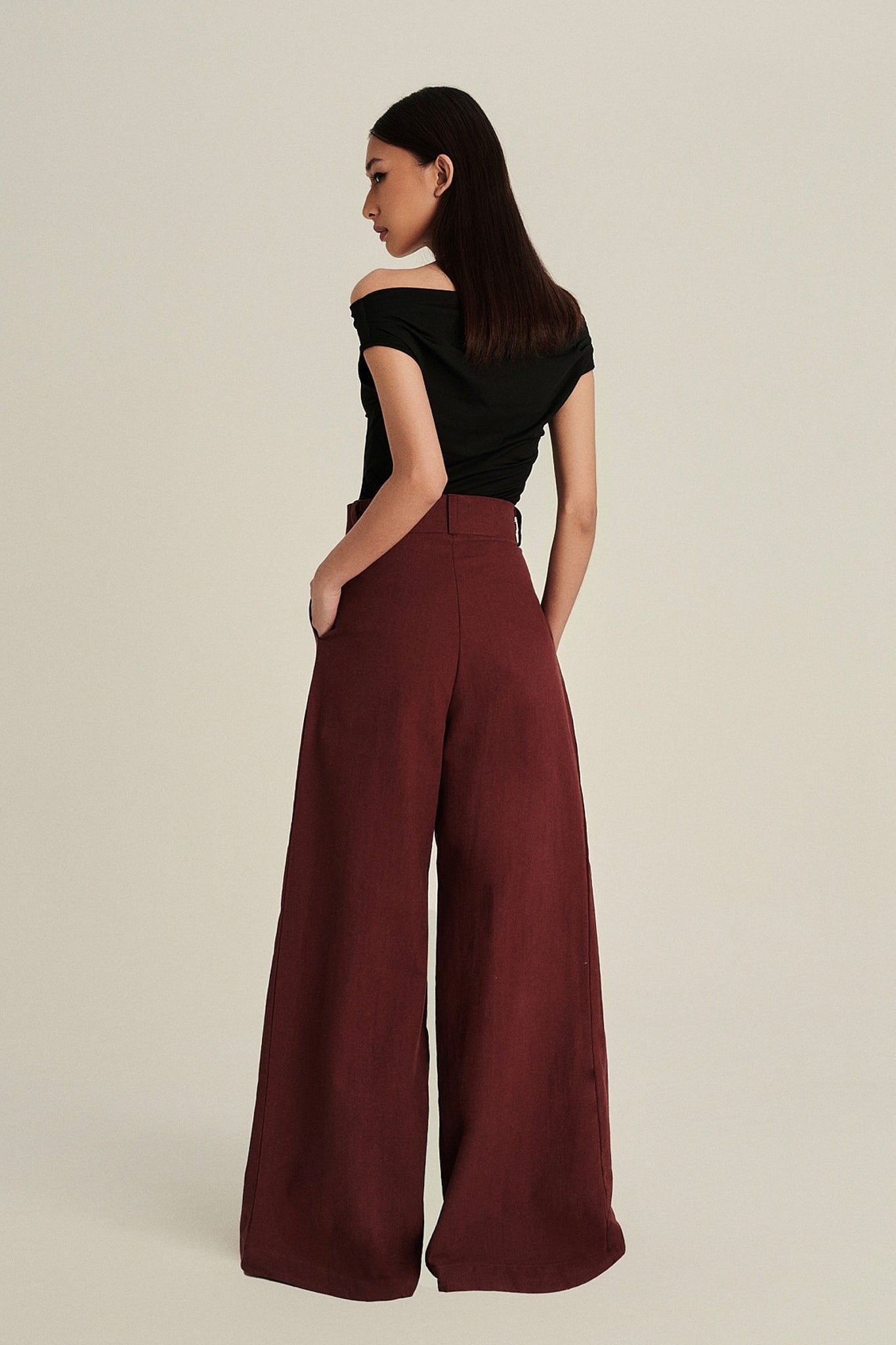 Verna Linen Pants in Burgundy