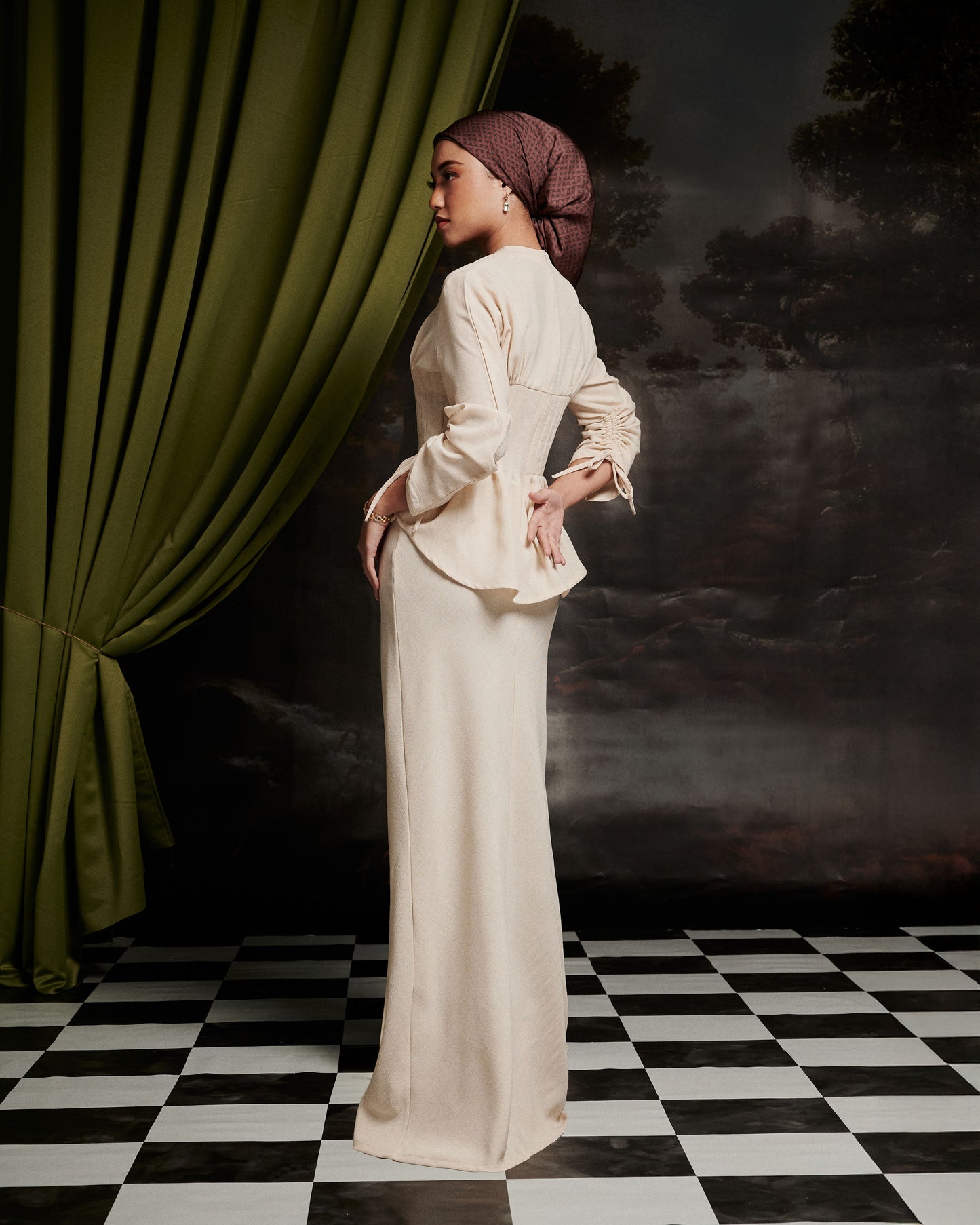 Mally Kurung in Sand Dune