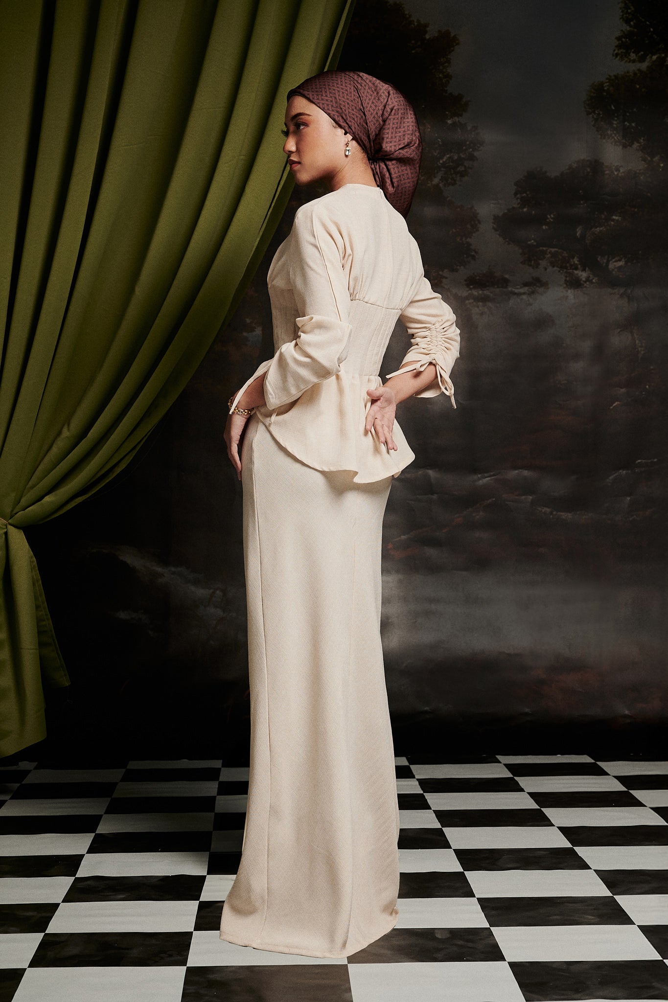 Mally Kurung in Sand Dune