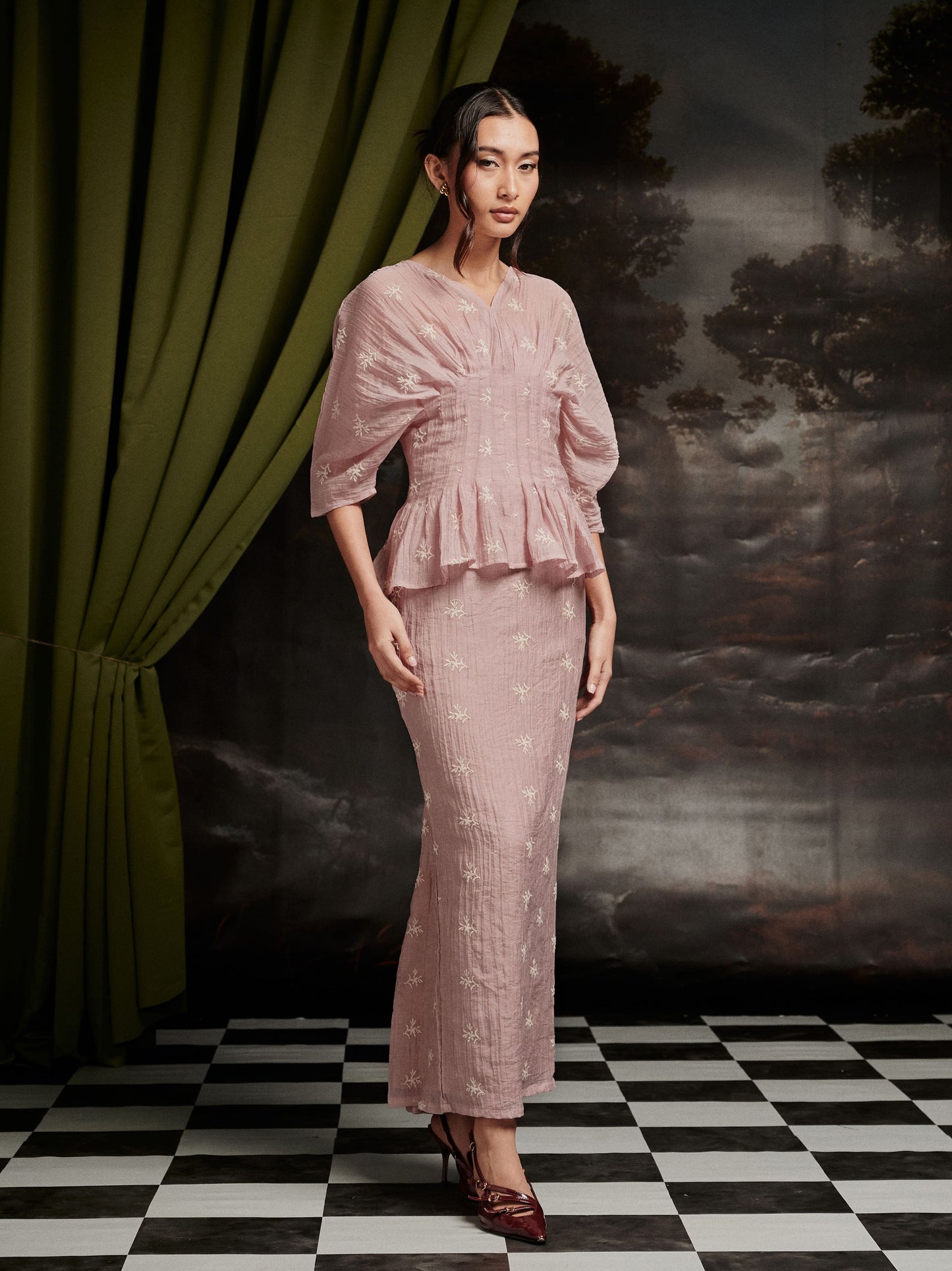 Alys Dress in Lilac