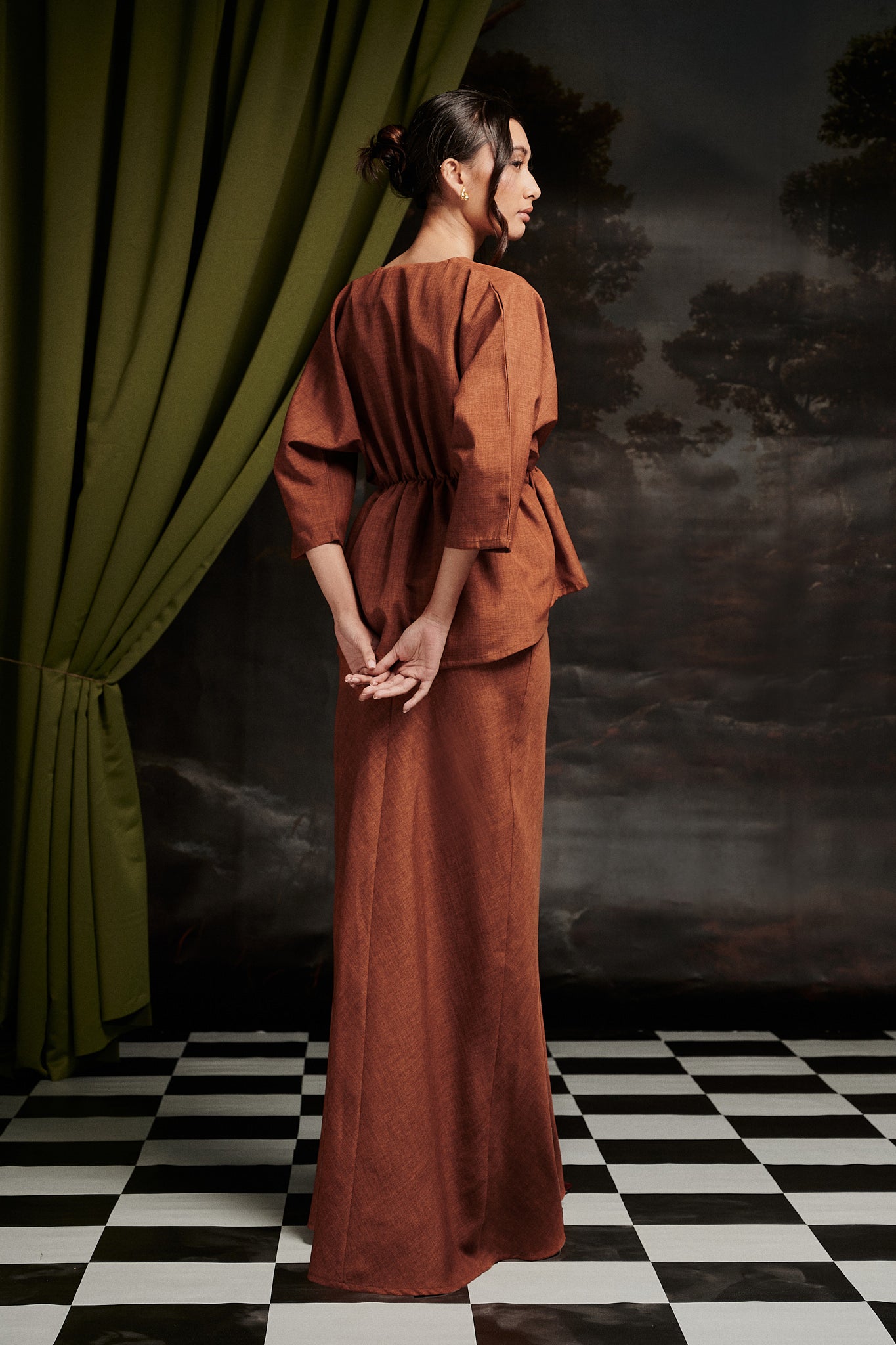 Iracabell Kurung in Rich Brown