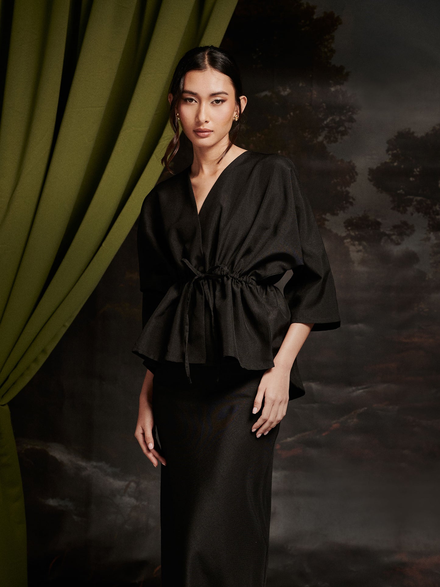 Iracabell Kurung in Nightfall