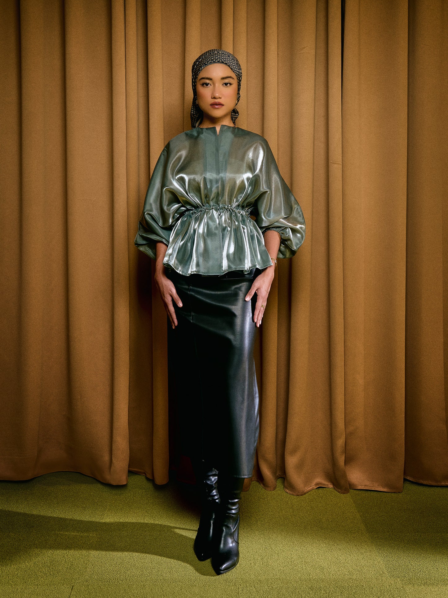Vaness Top in Sage Grey