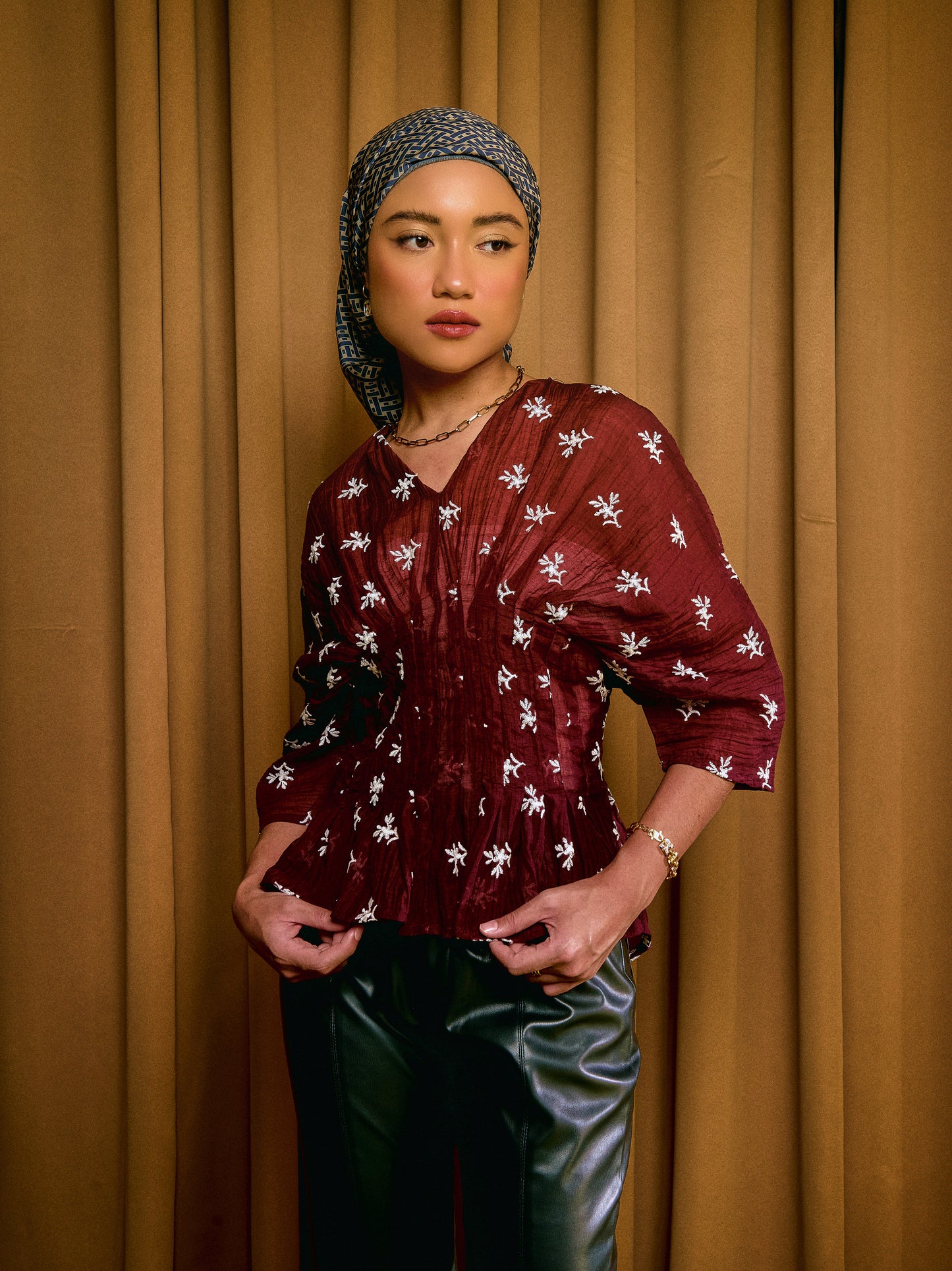 Alys Top in Burgundy