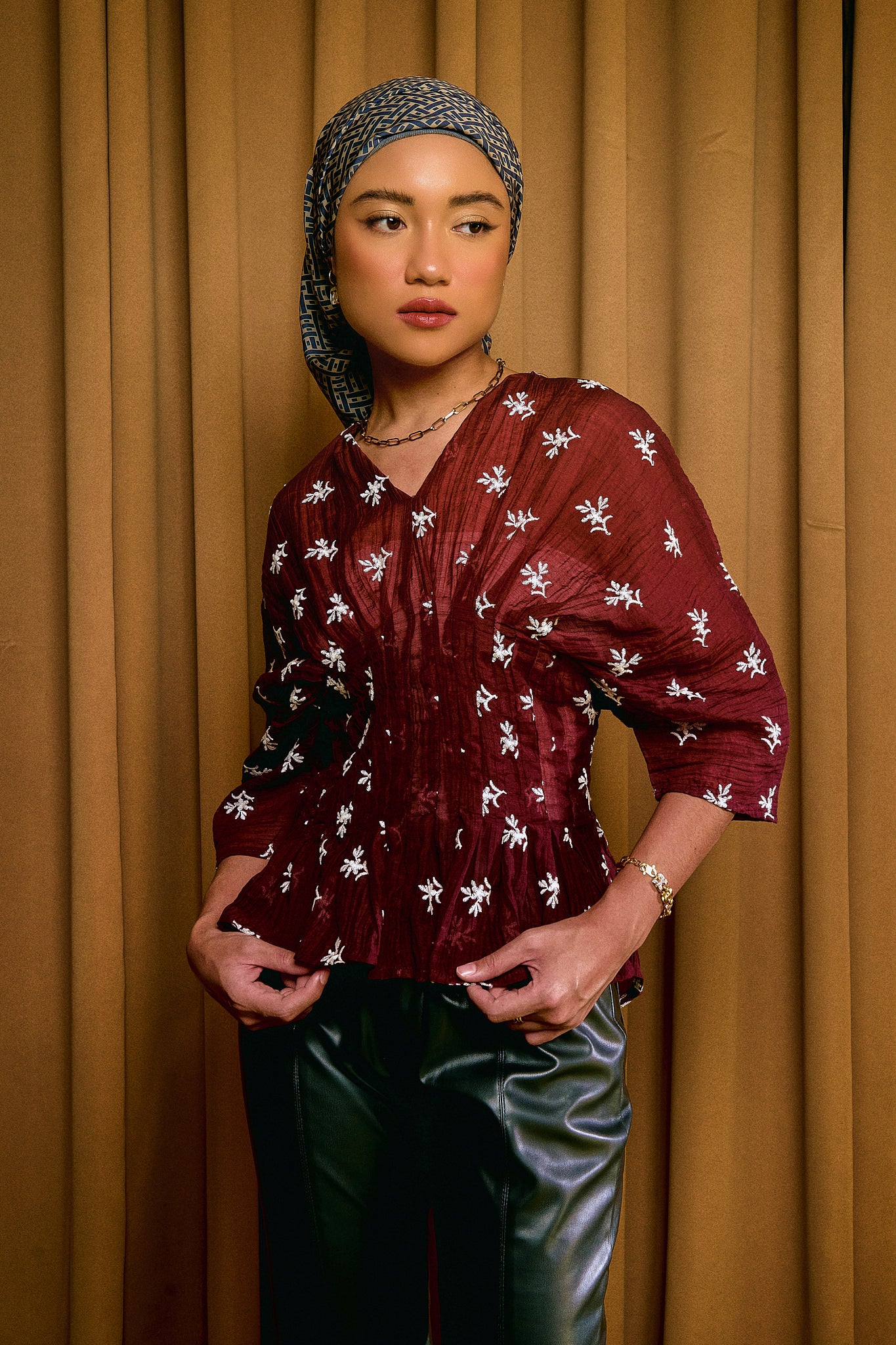 Alys Top in Burgundy