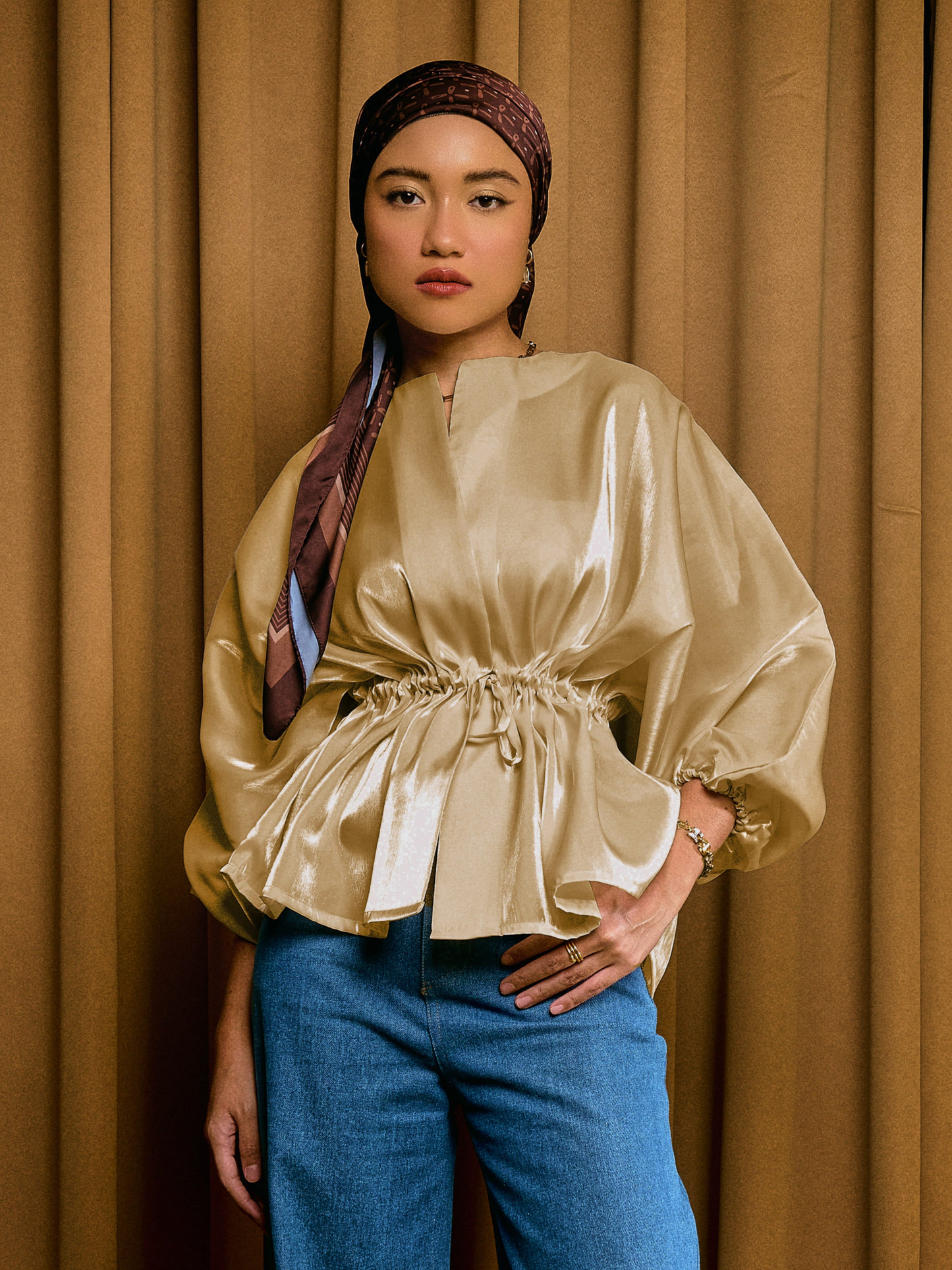 Vaness Top in Sand Beige