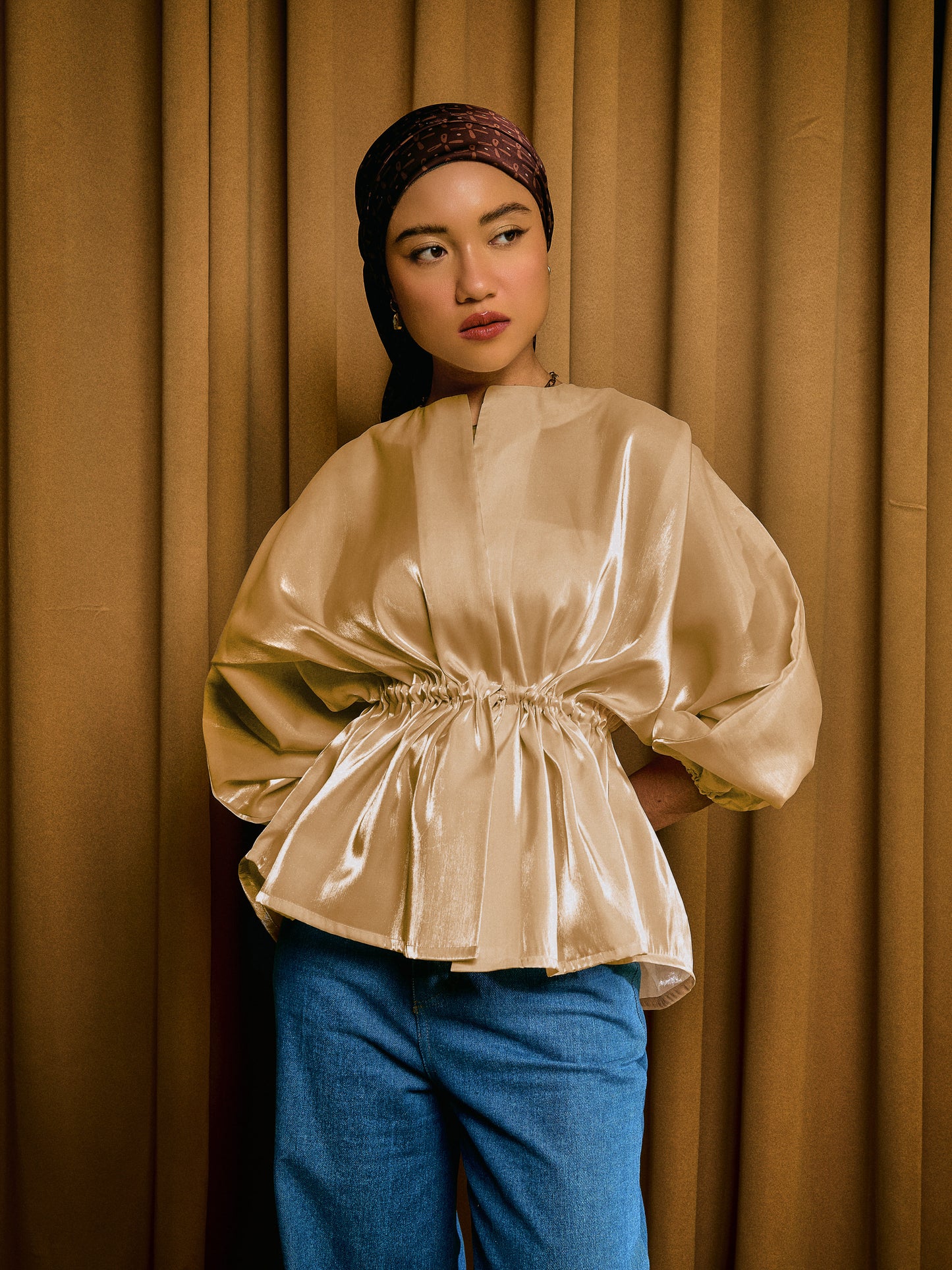 Vaness Top in Sand Beige