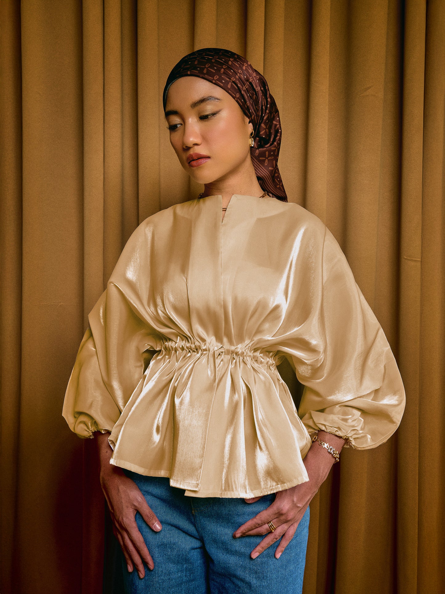 Vaness Top in Sand Beige
