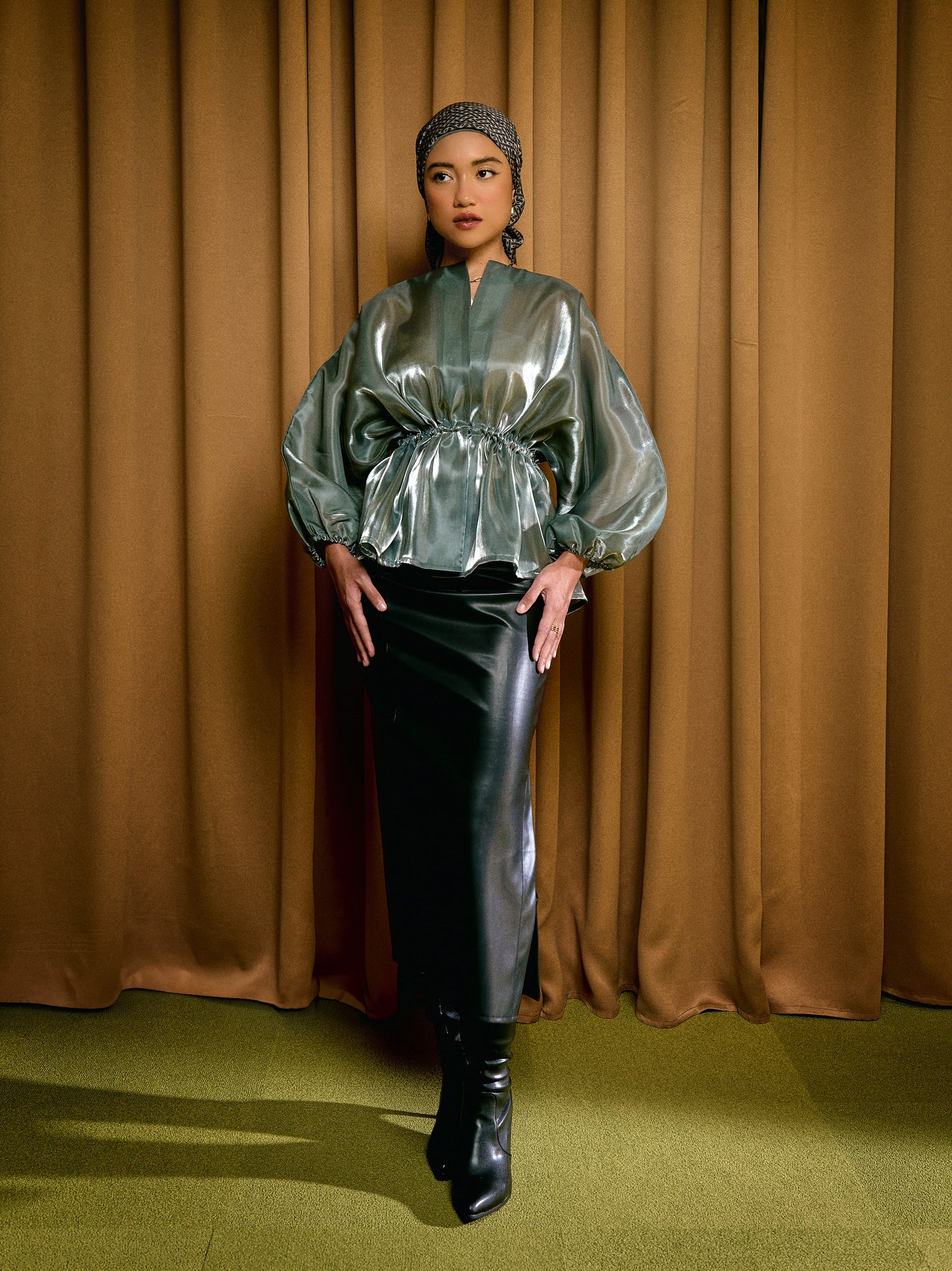 Vaness Top in Sage Grey