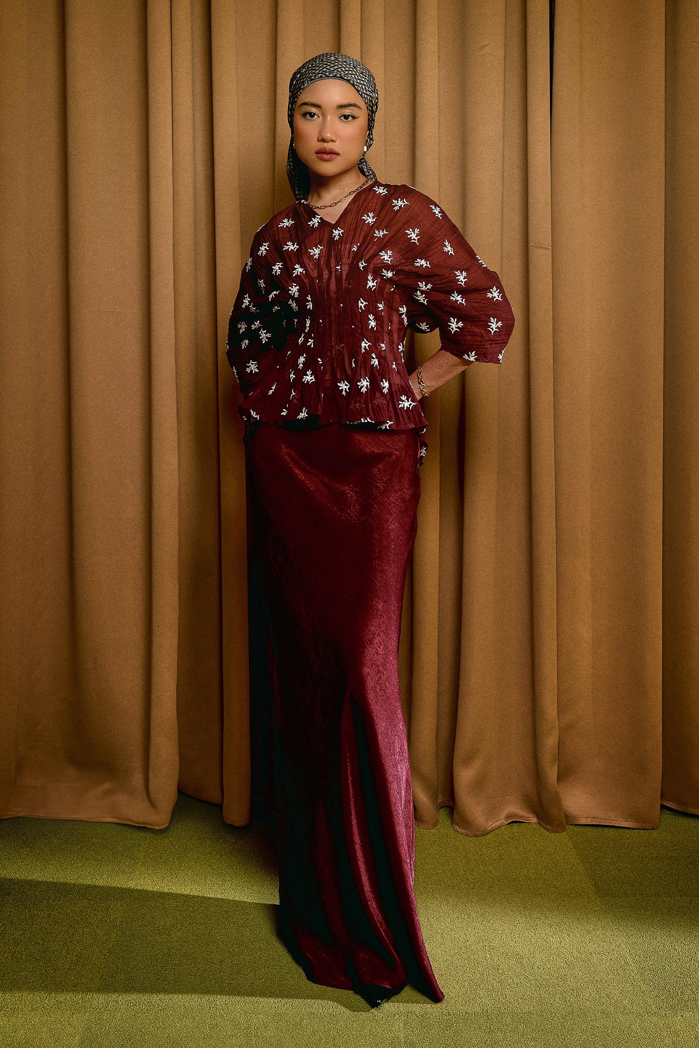 Alys Top in Burgundy