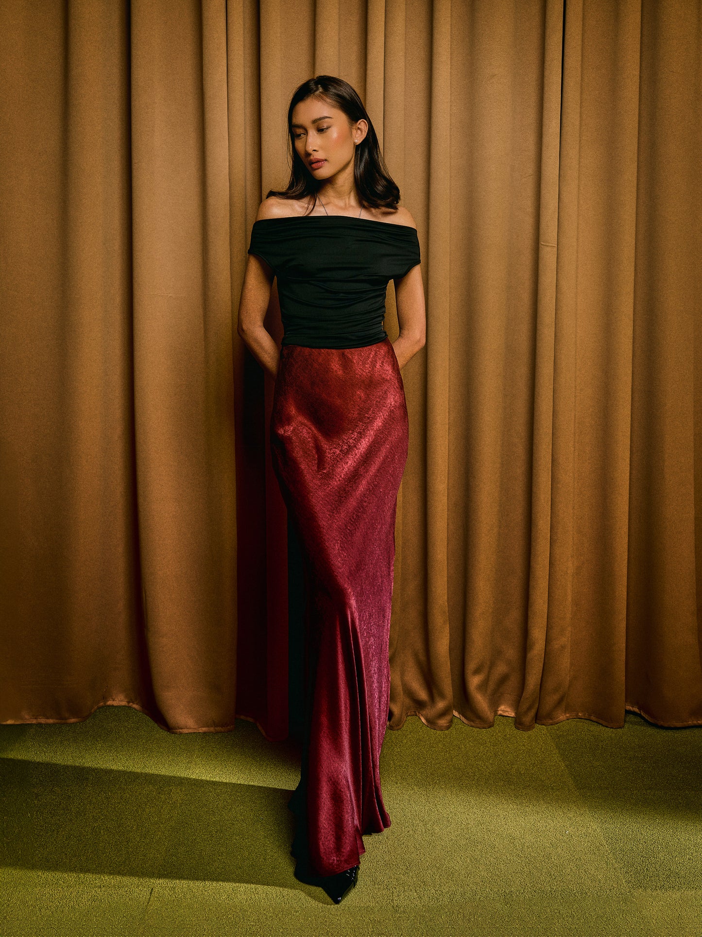 Vanessa Bias Skirt in Burgundy