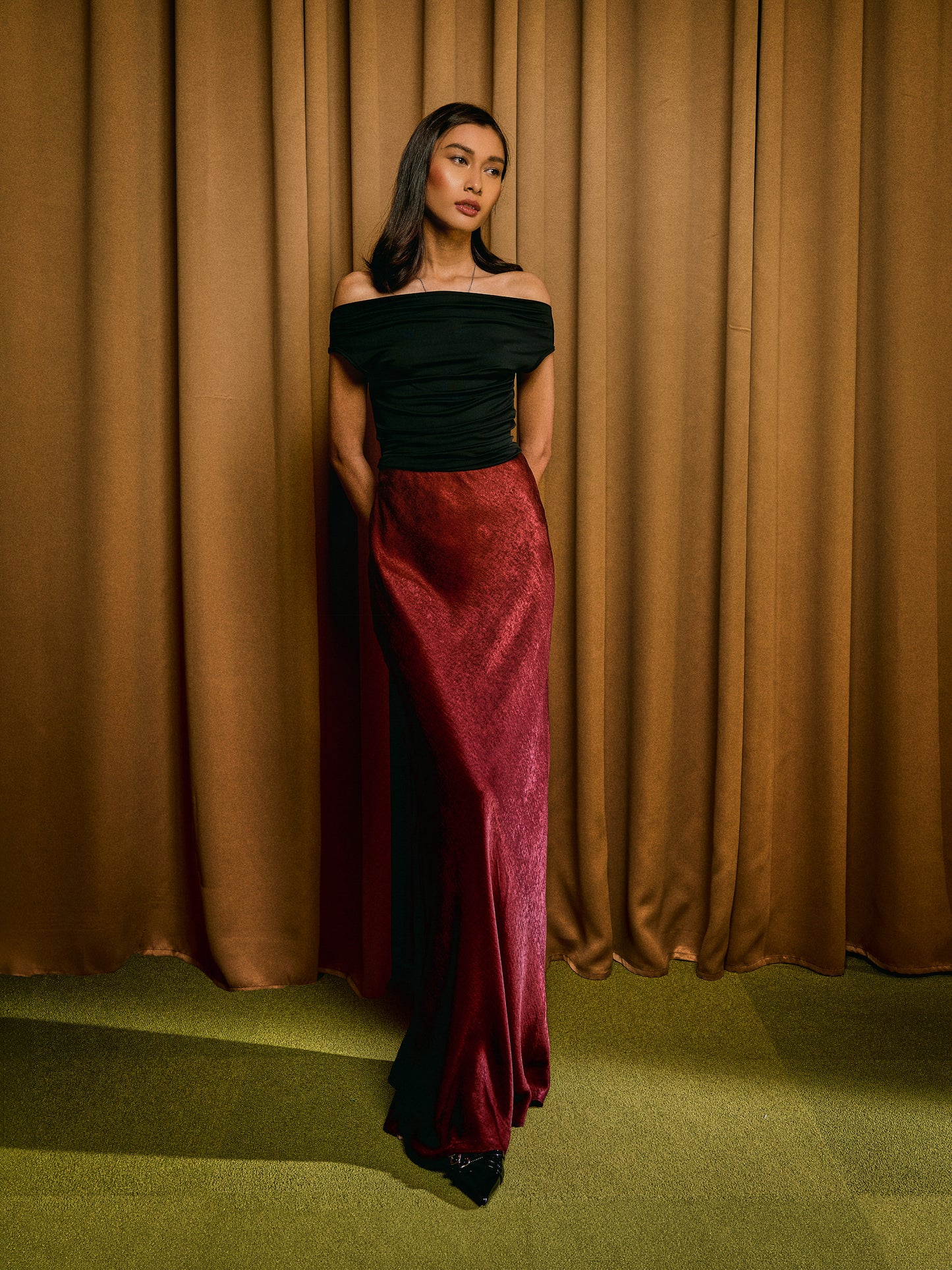 Vanessa Bias Skirt in Burgundy