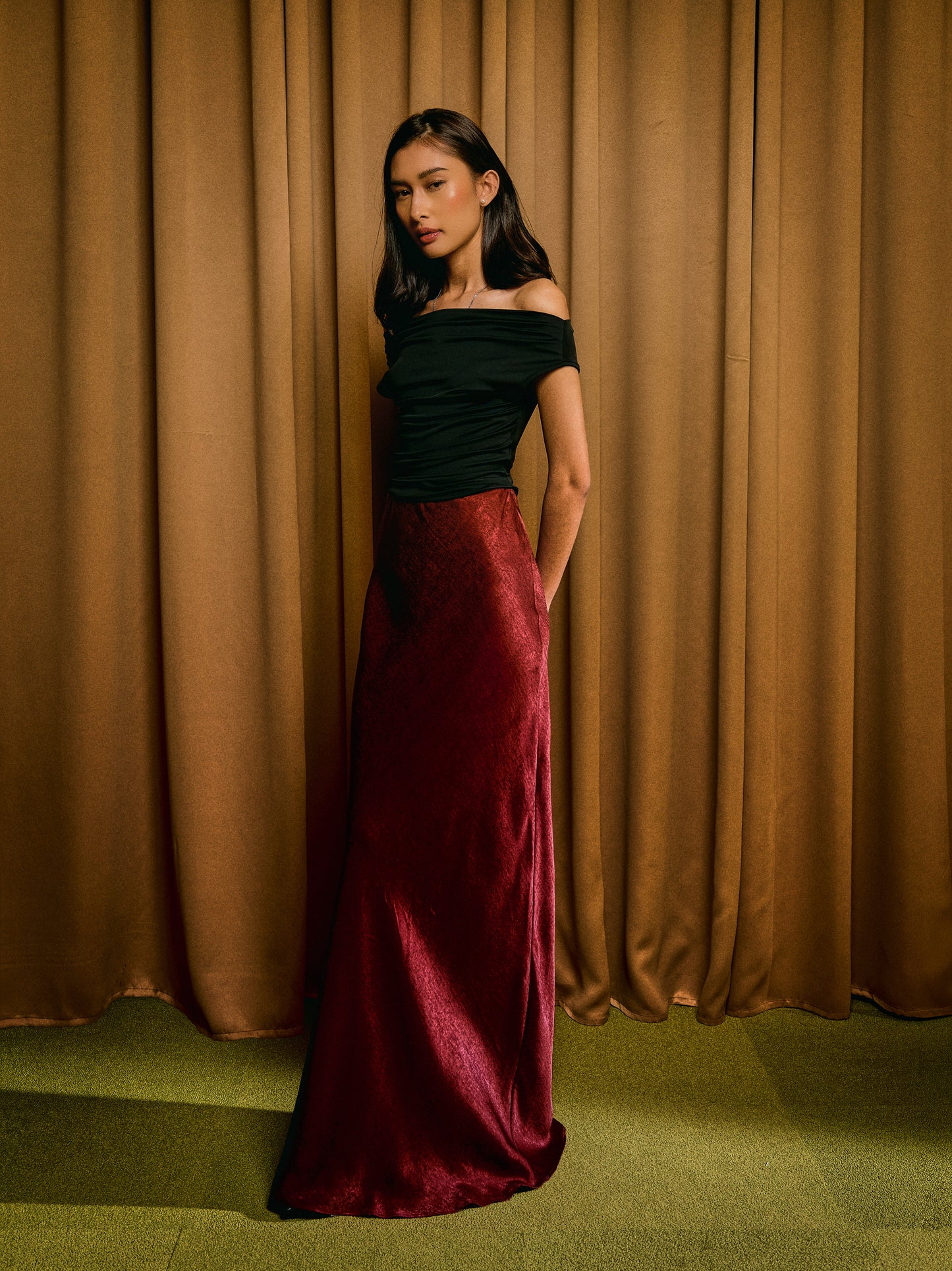 Vanessa Bias Skirt in Burgundy