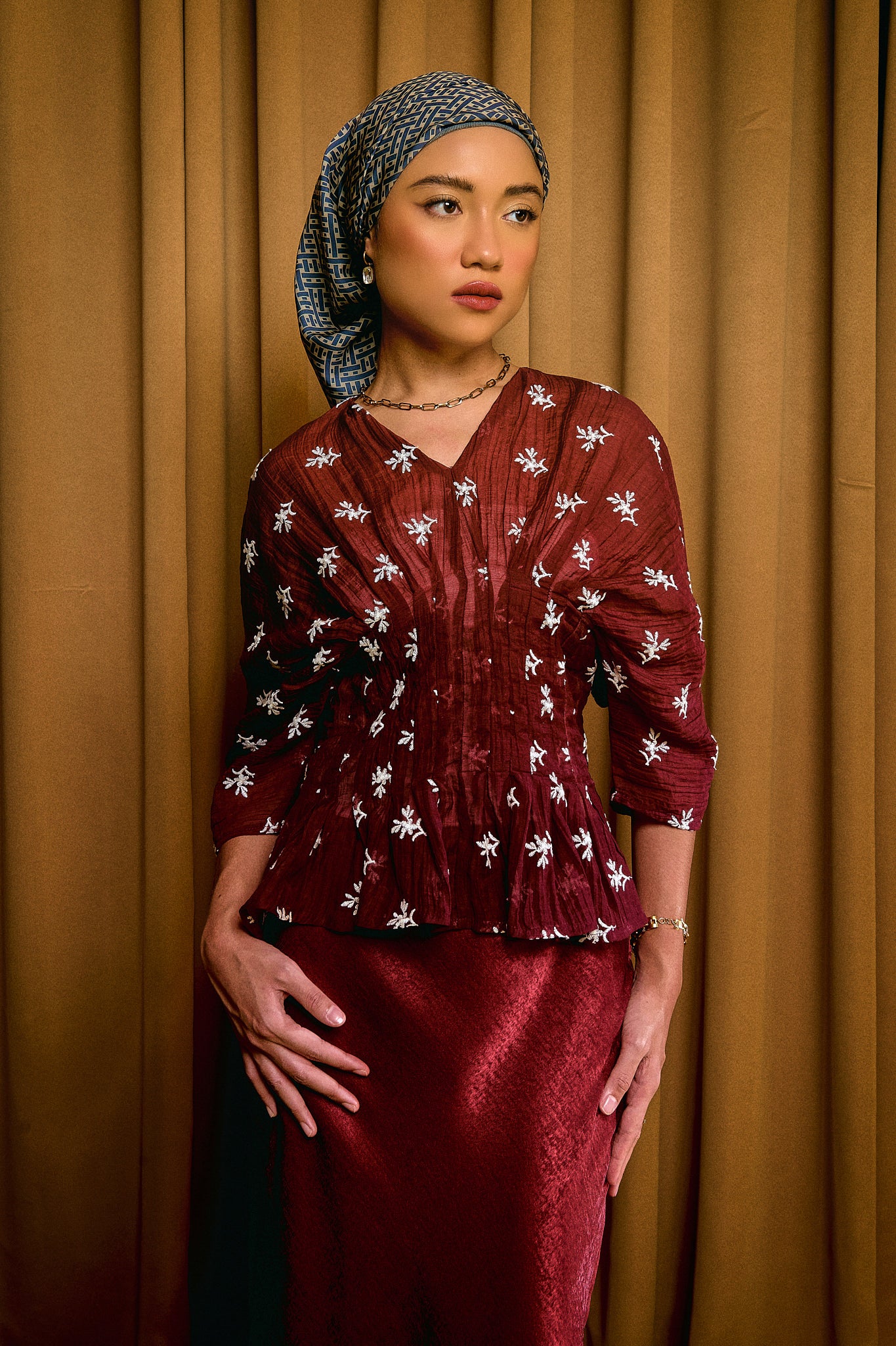 Alys Top in Burgundy