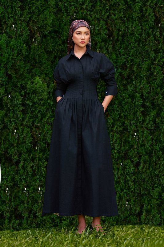 Vera Linen Dress in Midnight
