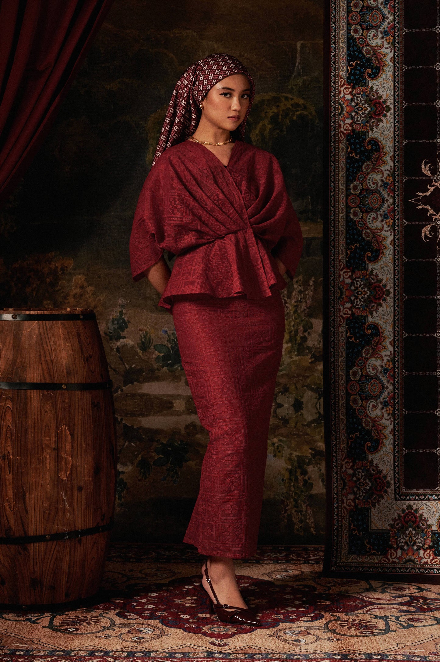 Myrana Kurung in Burgundy