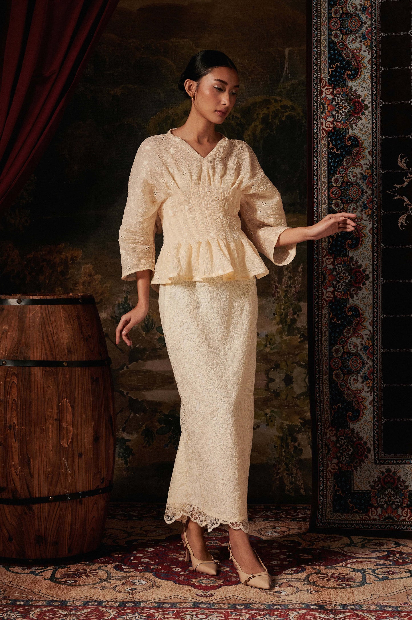 Isadora Lace Kurung in Butter Ivory
