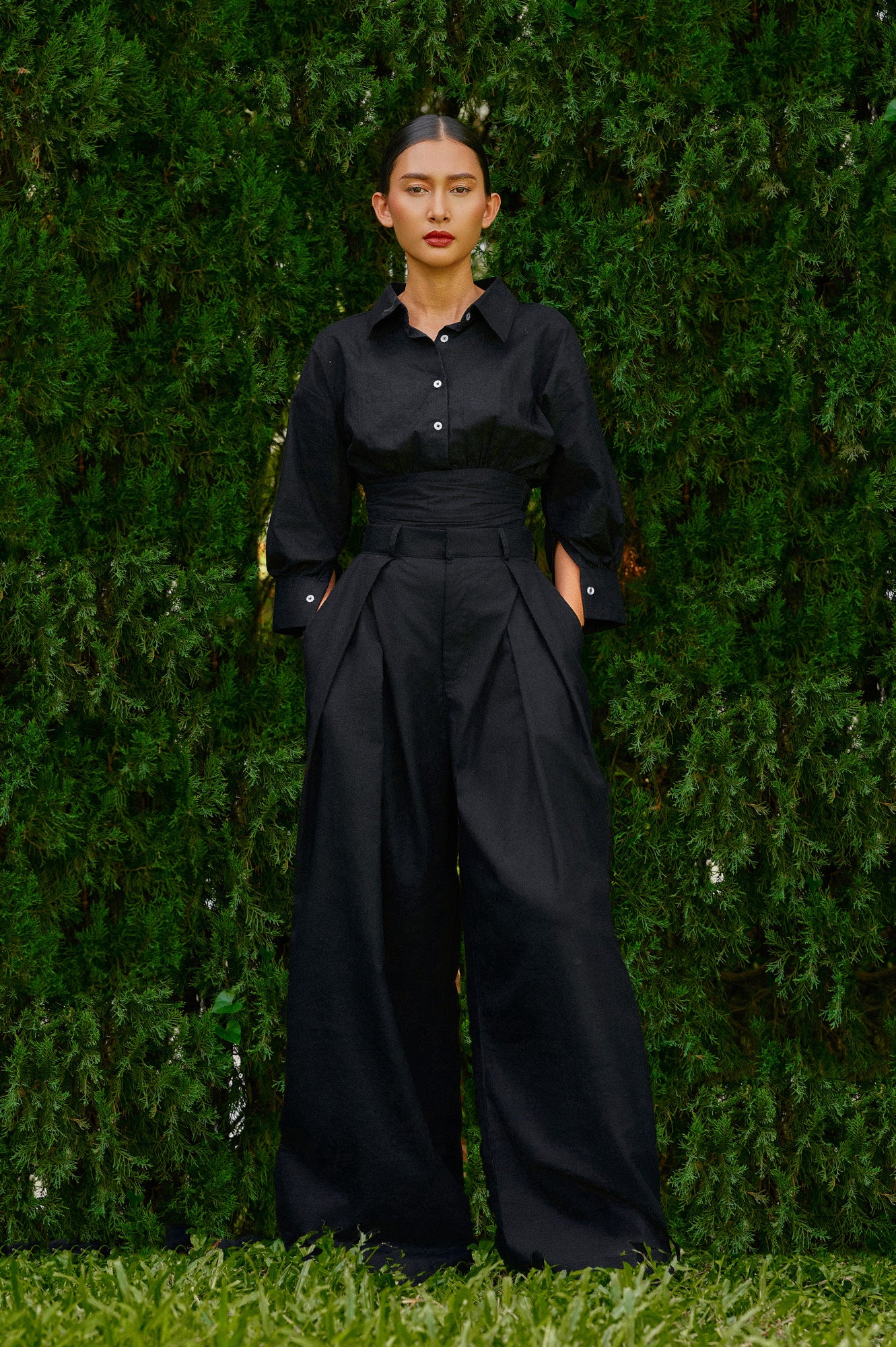 Vierra Cotton-Linen Pants in Midnight