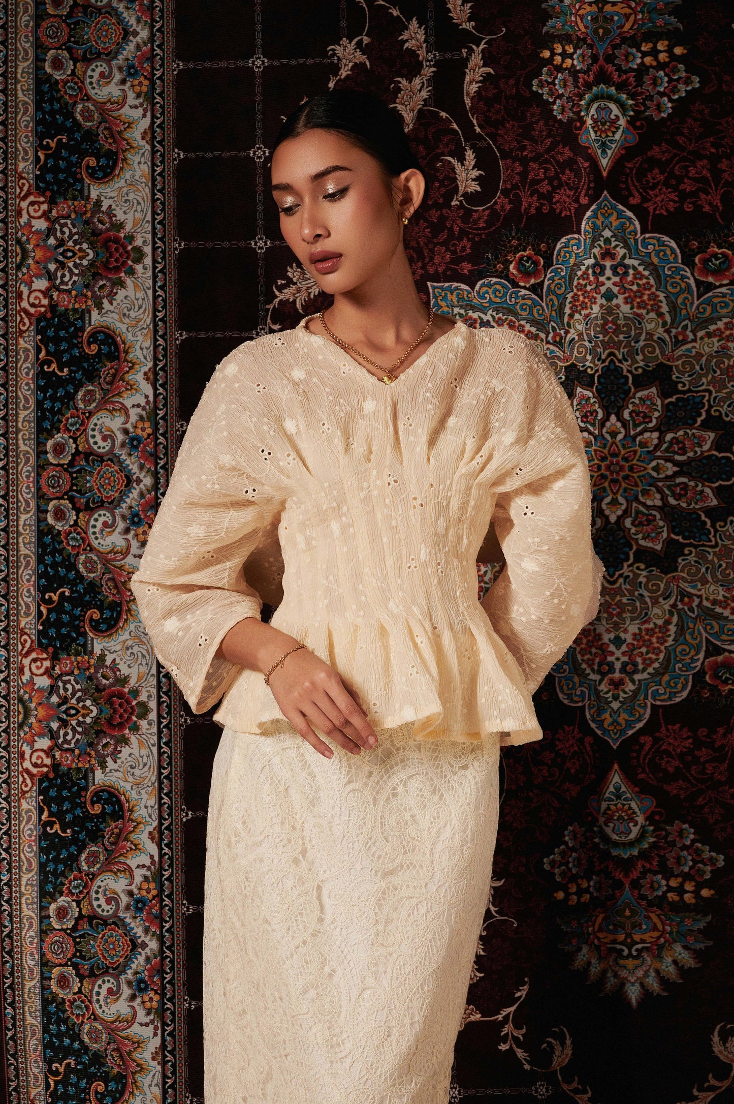 Isadora Lace Kurung in Butter Ivory