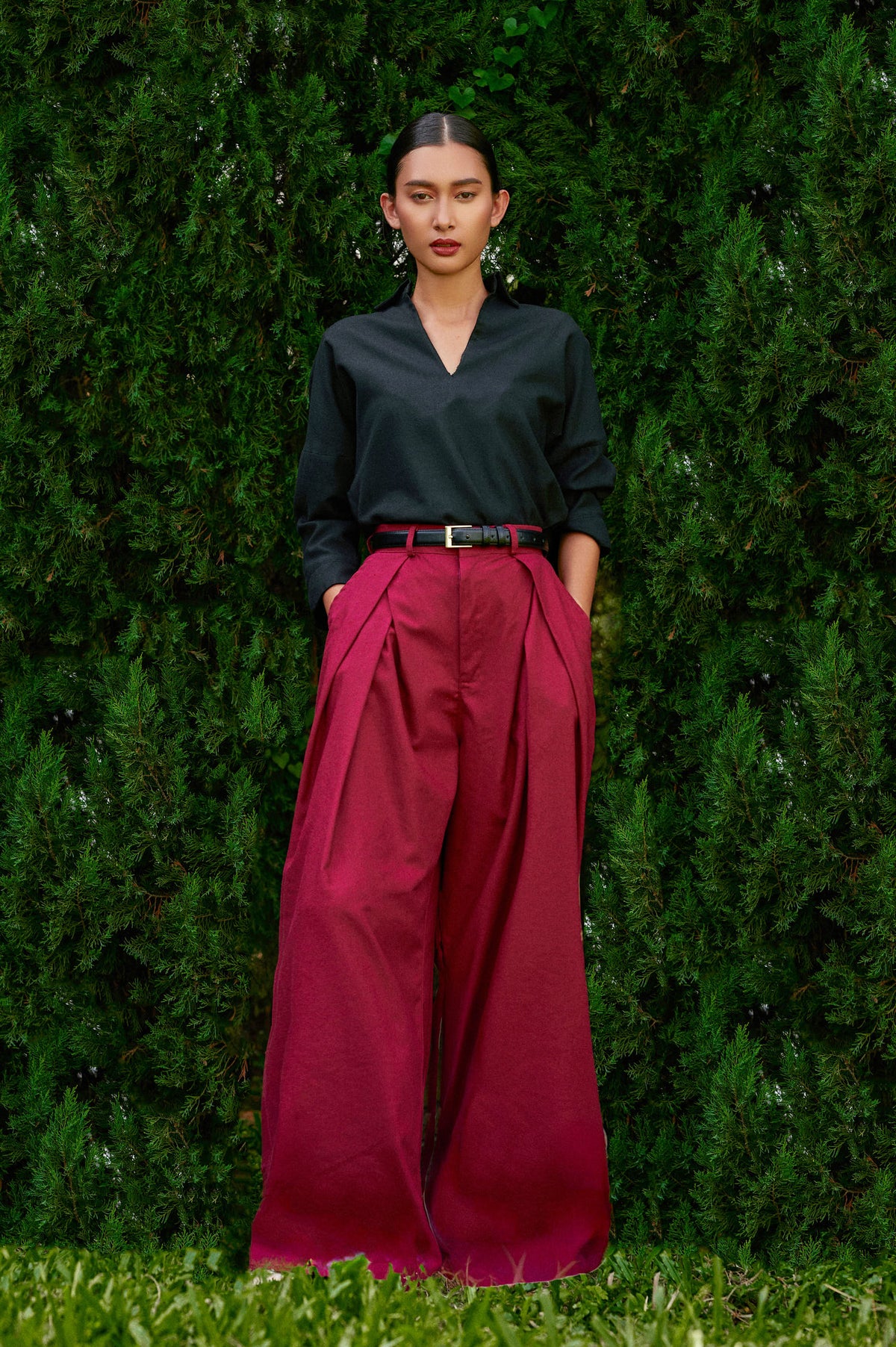 Vierra Cotton-Linen Pants in Magenta