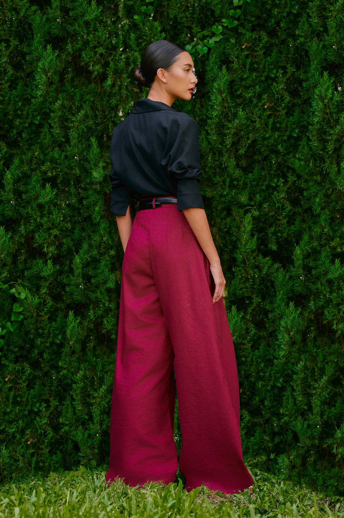 Vierra Cotton-Linen Pants in Magenta
