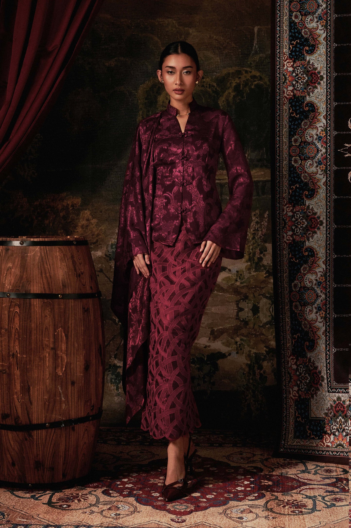 Olenna Kebaya in Burgundy