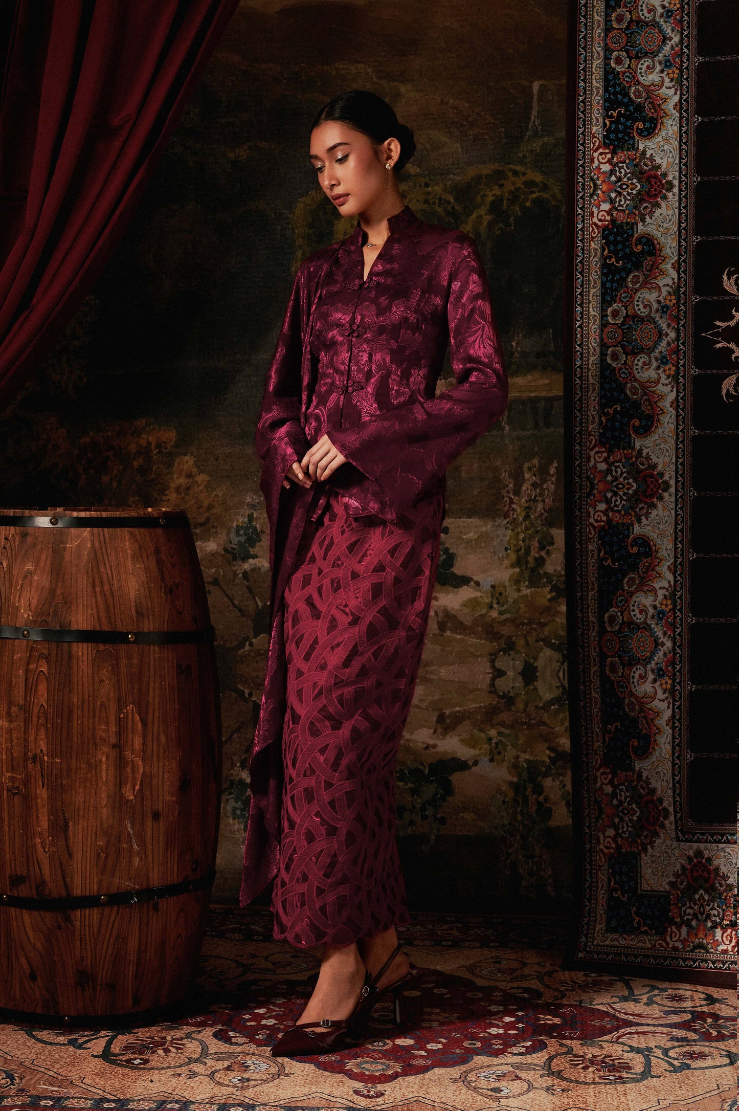 Olenna Kebaya in Burgundy