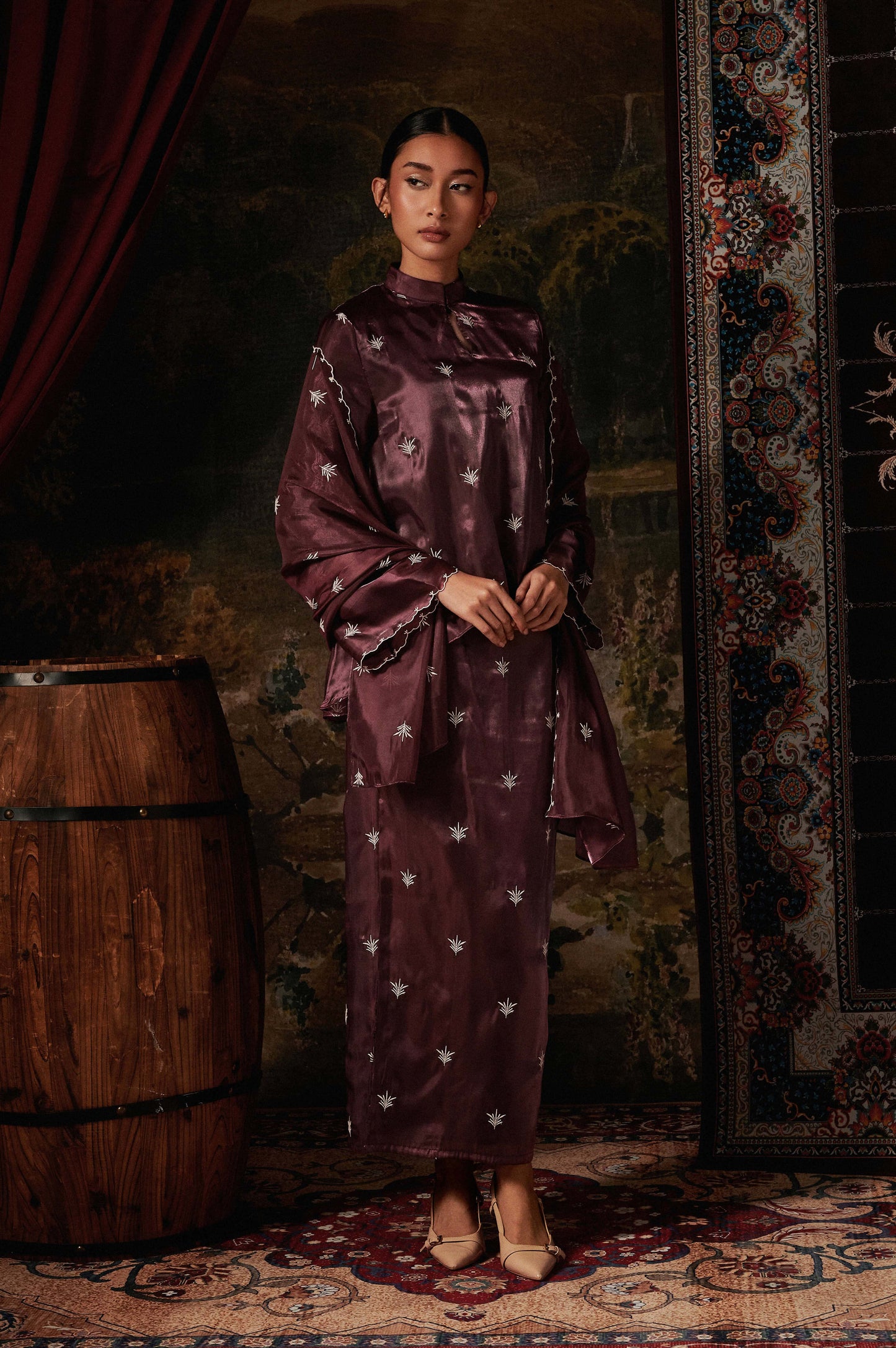 Anastasia Kurung in Mulberry