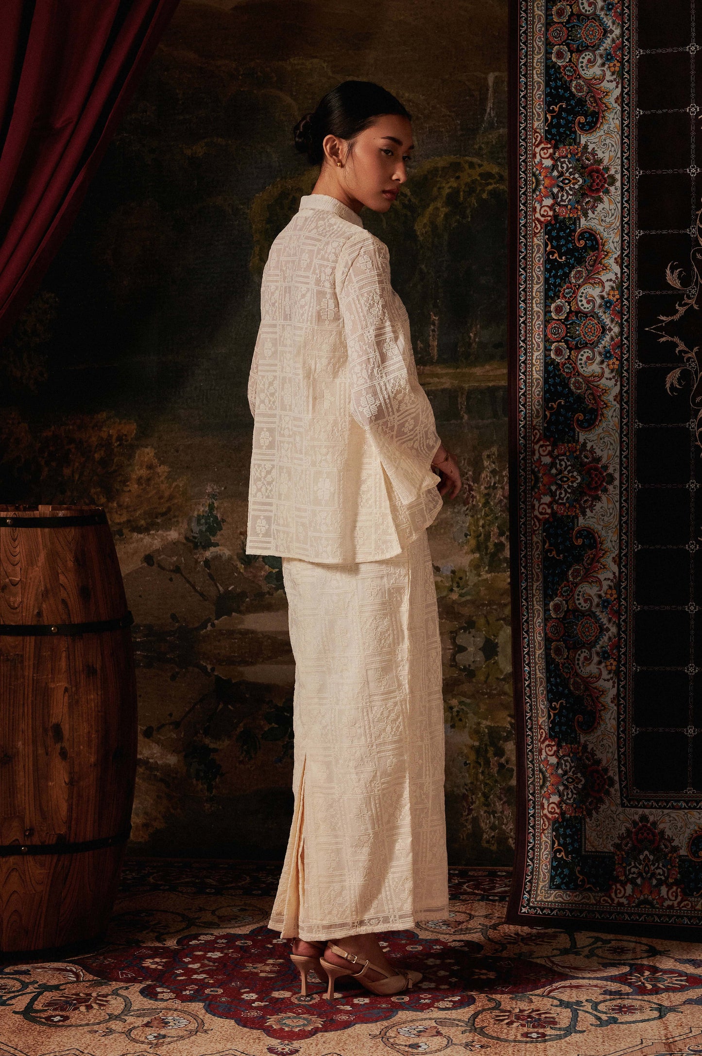 Atheena Kurung in Off-White (Special Edition)