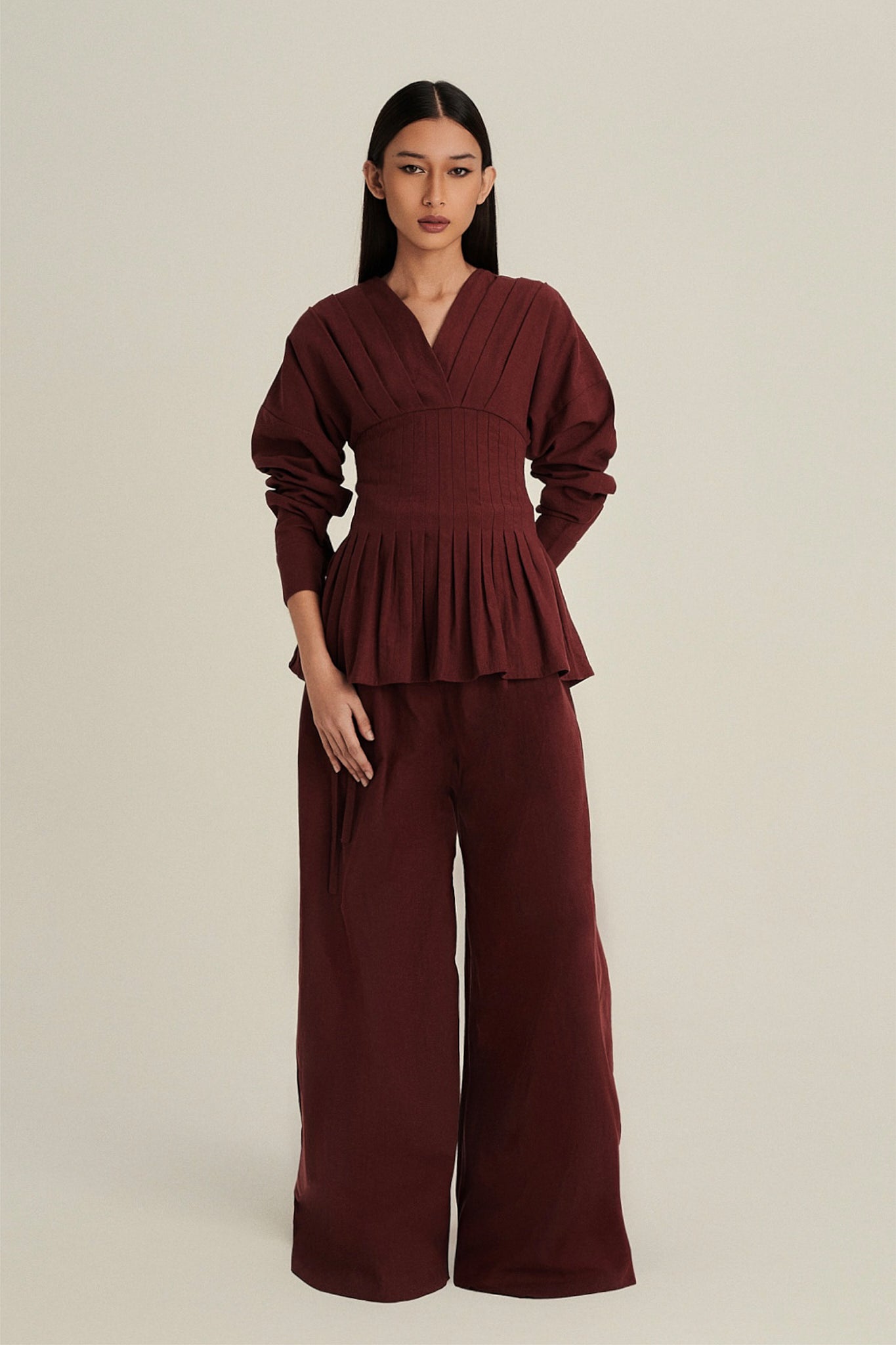 Valerie Linen Top in Burgundy