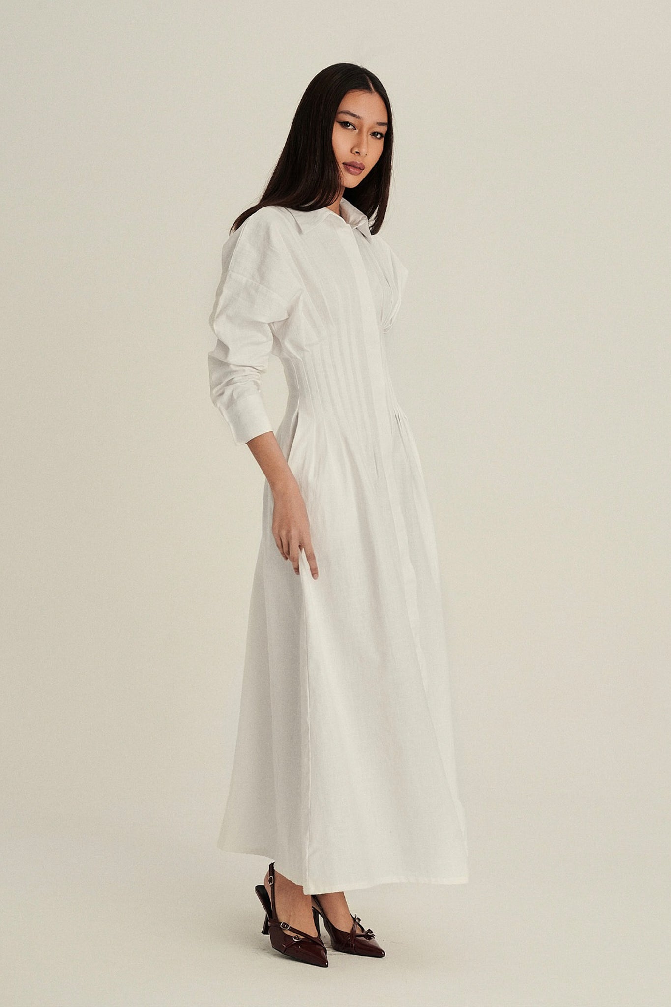 Vera Linen Dress in Off-White