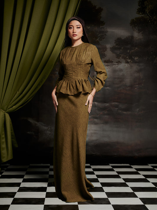 Mally Kurung in Olive Moss