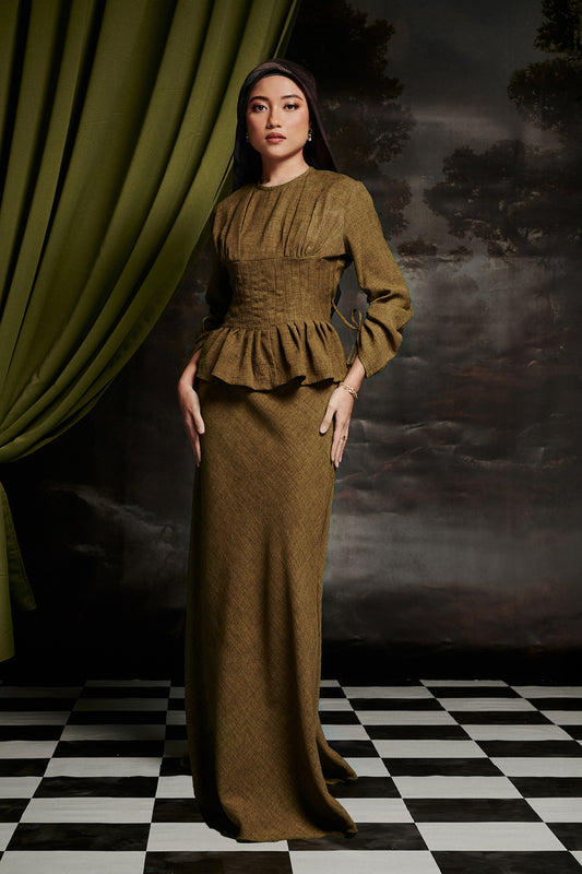 Mally Kurung in Olive Moss